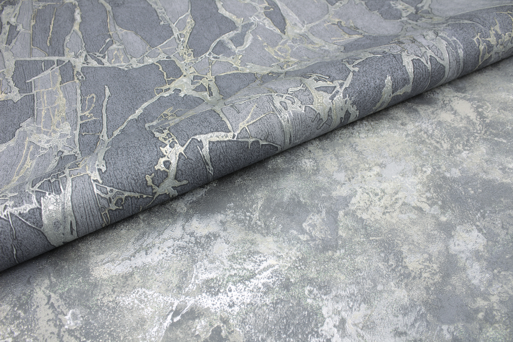 Обои флизелиновые Erismann Lava 60634-07 серые 1.06x10м