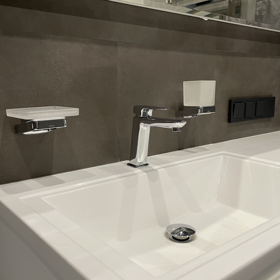 Смеситель для умывальника Paini 09CR205ME Nove