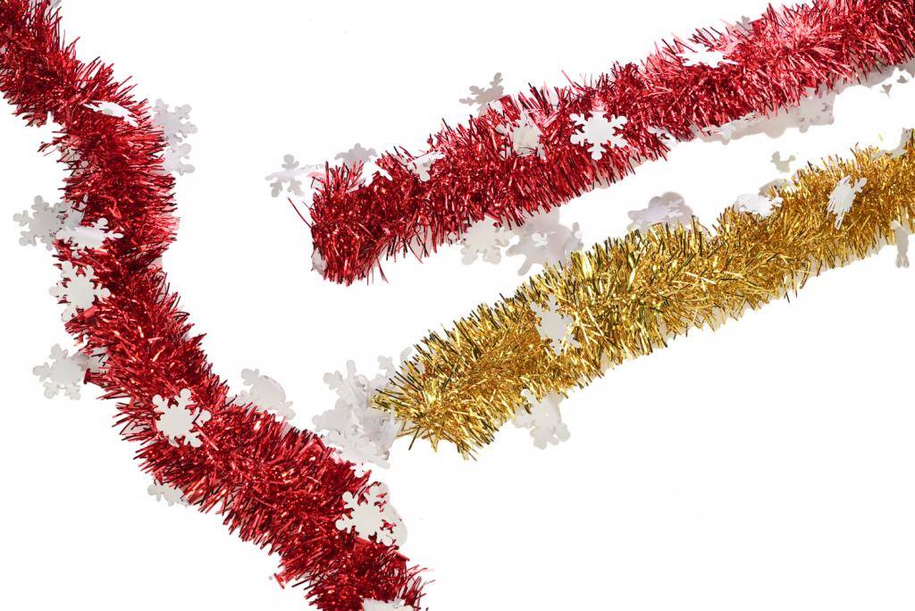 Мишура двухцветная Снежинки 2м 5сл. 9см 7418 Мишура двухцветная Снежинки 2м 5сл. 9см 7418